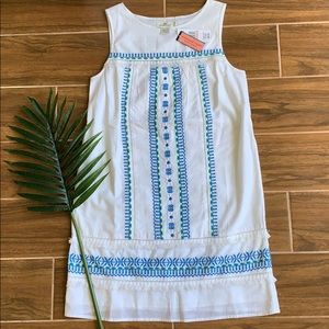 Vineyard vines embroidered shift dress